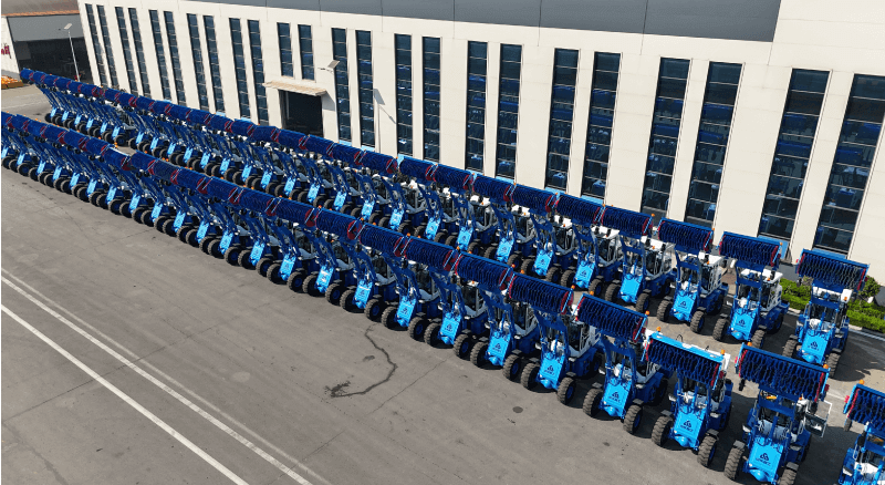 Equipo para la remoción de nieve en calles urbanas estrechas